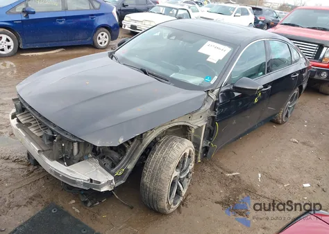 2020 Honda Accord Sport 2.0T z USA, uszkodzony, nr VIN 1HGCV2F37LA027370